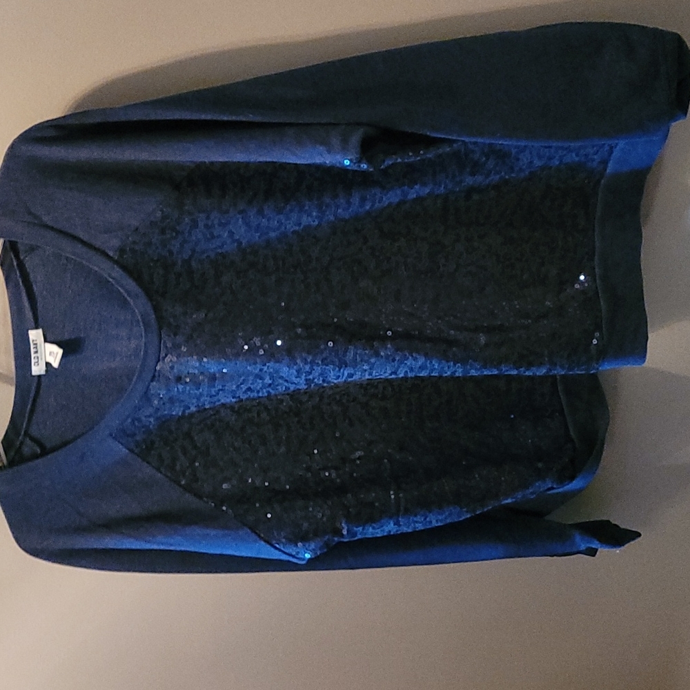 Old Navy sweatshirt